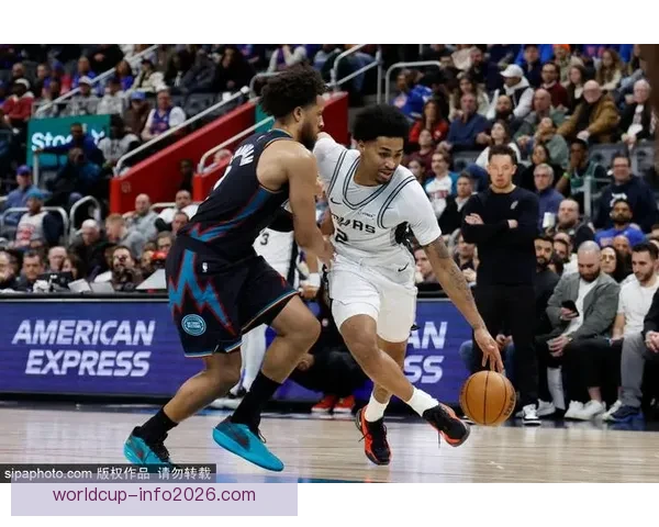 埃奇库姆创生涯新高领衔三人得分大胜国王蒙克伤退雷诺空砍30分